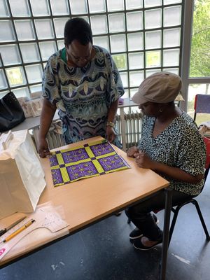 Foto 24 uit naai lesbij Darling