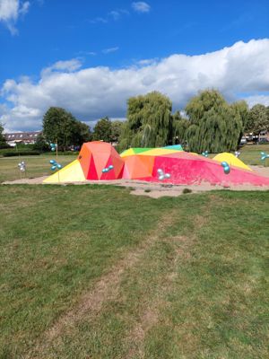 Foto 2 uit De Meeuw Vliegt Uit