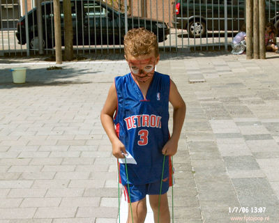 Foto 181 uit opzoomeren 2006 bw