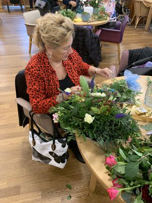 Foto 33 uit Bloenstukjes Maken