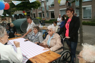 Foto 100 uit Ouderen4Daagse2017