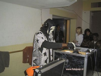 Foto 355 uit halloween2005