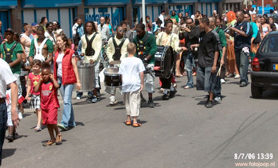 Foto 173 uit carnaval 2006 b.w