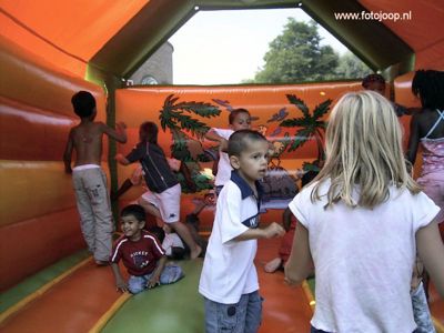 Foto 23 uit wijkparkfeest 2005
