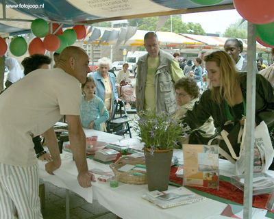 Foto 107 uit wijkfeest de dijk new