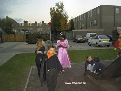 Foto 325 uit halloween2005