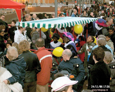 Foto 100 uit opening w.centrum