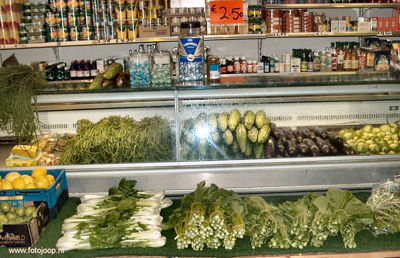 Foto 15 uit TOKO MILOBI NEW07