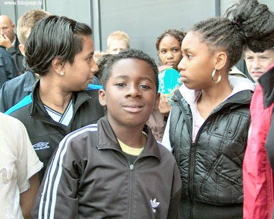 Foto 111 uit schouwen_scholieren