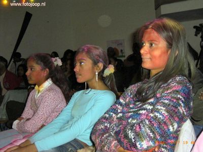 Foto 20 uit holi feest 2006 b.w