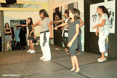 Foto 71 uit afscheidsfeestgroep8