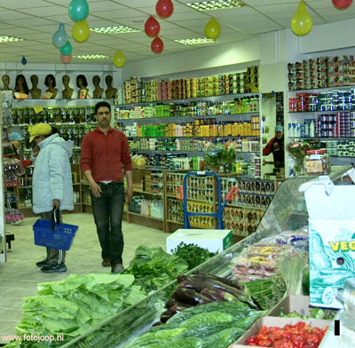 Foto 12 uit openingtokomilobi