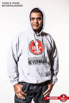 Foto 2 uit LikeJeWijk Trui2-10