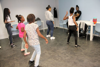 Foto 51 uit Theater & Dans 24-8