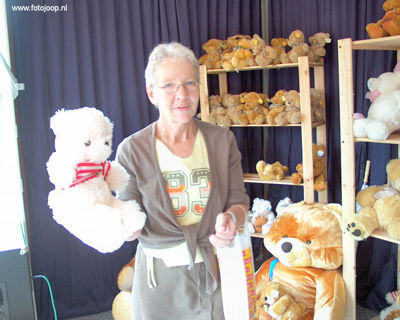 Foto 82 uit berenactie wc.b.w07