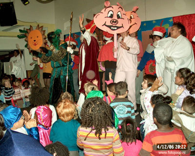 Foto 279 uit sinterklaas 2006 new