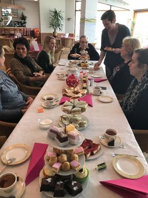 Foto 2 uit High Tea IJsselburgh