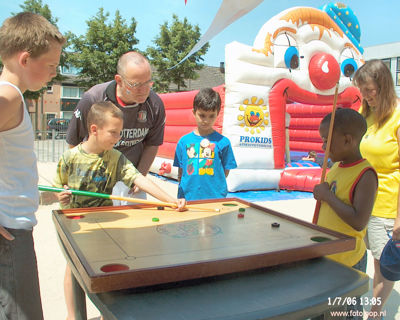 Foto 178 uit opzoomeren 2006 bw