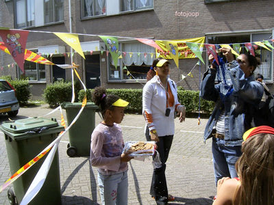 Foto 24 uit straatspeeldag 2005