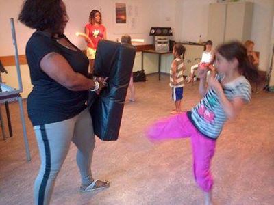 Foto 114 uit CardioKickBoxen4Kids