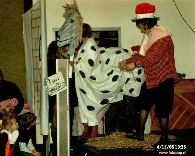 Foto 194 uit sinterklaas 2006 new