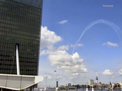 Foto 124 uit red bull air race r.dam