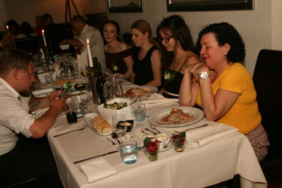 Foto 378 uit Bruiloft-Beverwaard