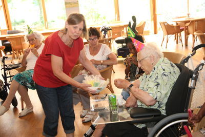 Foto 24 uit NicoZwangTrakteerd