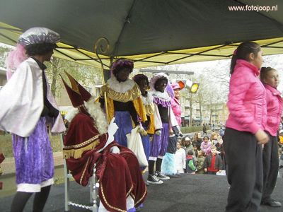 Foto 166 uit sinterklaas2005