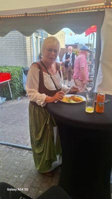 Foto 38 uit X-26-9-26  BURENDAG AAN DE WALBURGPAD BEVERWAARD 