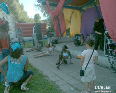 Foto 228 uit wijkparkfeest 2006