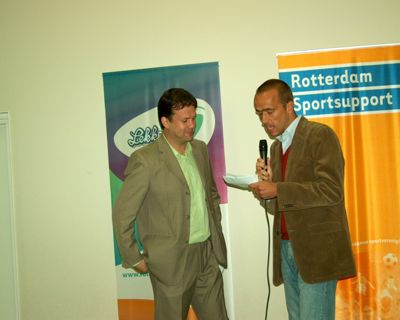 Foto 84 uit schoolsportplein07b.w