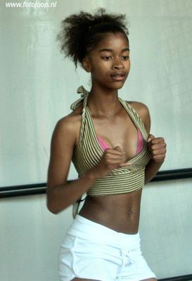 Foto 45 uit Carnaval 2007 b.w