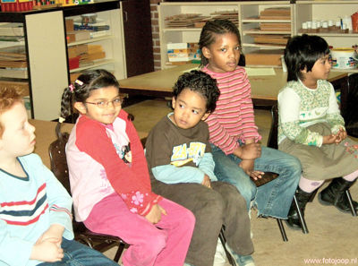 Foto 37 uit RK Regenboog de mus