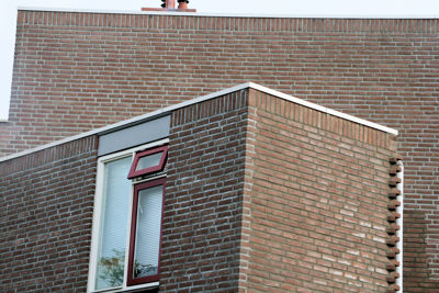 Foto 21 uit WoonBron Garage's