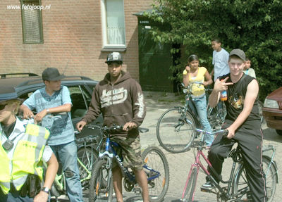 Foto 242 uit Carnaval 2007 b.w