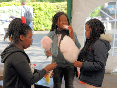 Foto 39 uit KoningsDag27-04-19