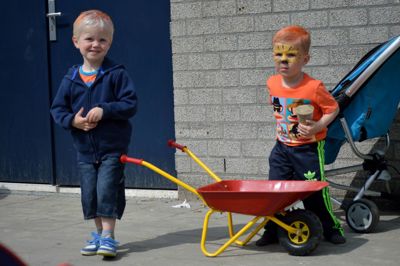 Foto 14 uit Koningsdag 26-04-14