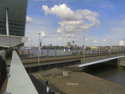 Foto 51 uit red bull air race r.dam