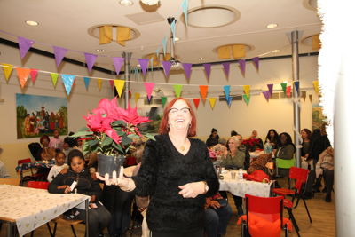 Foto 75 uit Stichting Ik Geef