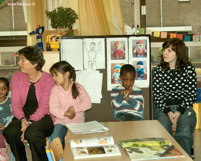 Foto 74 uit RK Regenboog de mus