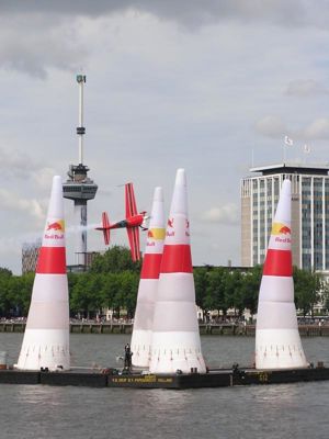 Foto 99 uit red bull air race r.dam