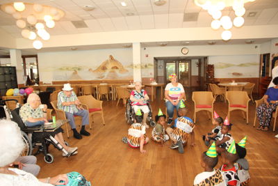 Foto 8 uit NicoZwangTrakteerd