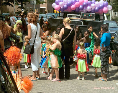 Foto 127 uit carnaval 2006 b.w