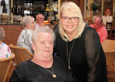 Foto 110 uit Buffet IJsselburgh