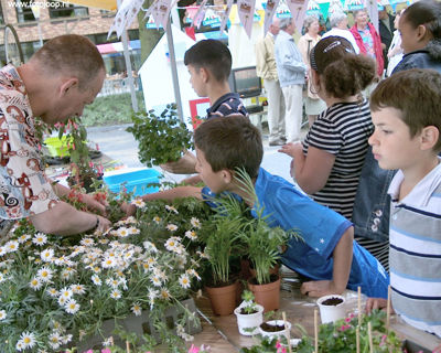 Foto 51 uit wijkfeest de dijk new
