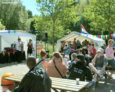 Foto 135 uit koninginnendag 07