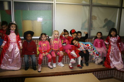 Foto 113 uit RKregenboogcarnaval