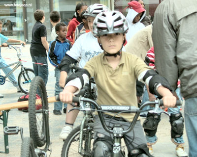 Foto 124 uit wijkfeest de dijk new