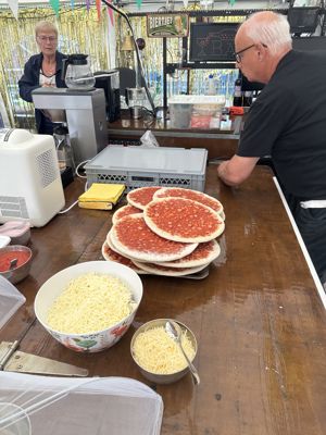 Foto 1 uit Pizza Party Walborgpad 2026